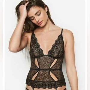 Victoria's Secret Piece Of My Heart Corset, Size XS.‎